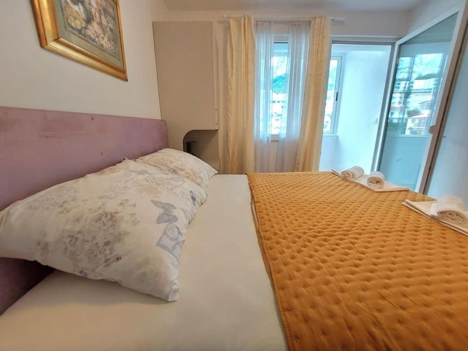 City Beach Apartment Макарська Екстер'єр фото